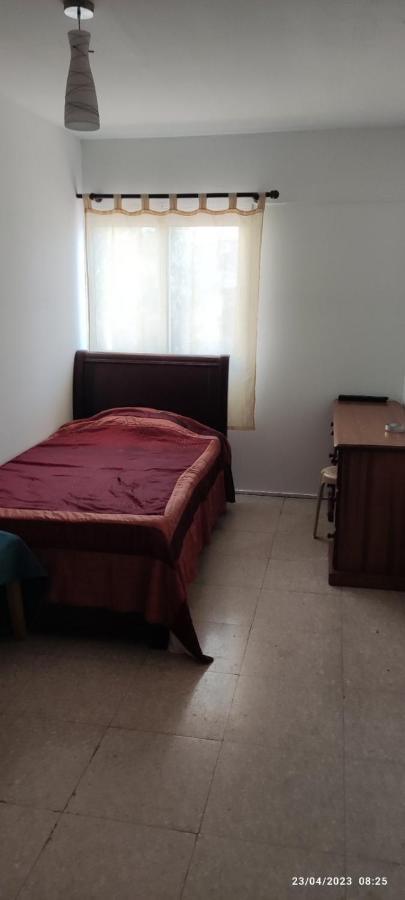 Private Bedroom Paphos Central Bagian luar foto